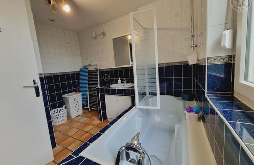 Eppe-Sauvage Cottage | 75 m² Cabin ∙ 3 bedrooms ∙ 4 guests