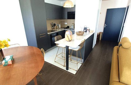 Chessy Apartment | 78 m² Apartment ∙ 2 bedrooms ∙ 6 guests