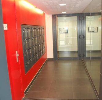 Neudorf Est Apartment | 80 m² Apartment ∙ 2 bedrooms ∙ 4 guests