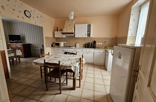 Bar House | 80 m² Gîte ∙ 2 bedrooms ∙ 5 guests