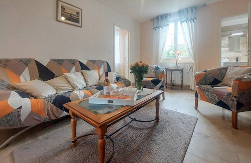 Ponthoile House | 80 m² House ∙ 2 bedrooms ∙ 5 guests