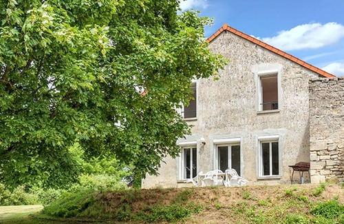 Monthenault House | 80 m² House ∙ 3 bedrooms ∙ 10 guests