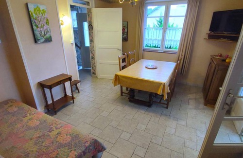 Oches House | 82 m² Gîte ∙ 2 bedrooms ∙ 5 guests