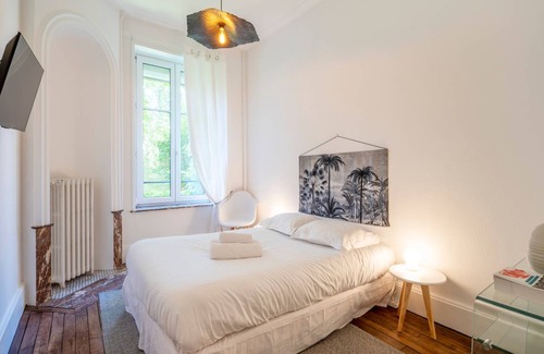 Poincare - Foch - Anatole France - Croix de Bourgogne Apartment | 85 m² Apartment ∙ 3 bedrooms ∙ 5 guests