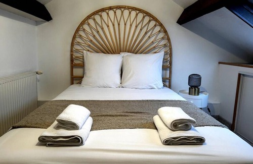 Cernay Apartment | 85 m² Apartment ∙ 4 bedrooms ∙ 9 guests