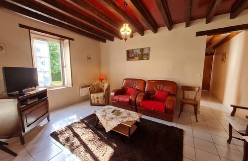 Pierrefitte-es-Bois Cottage | 85 m² Cabin ∙ 2 bedrooms ∙ 5 guests