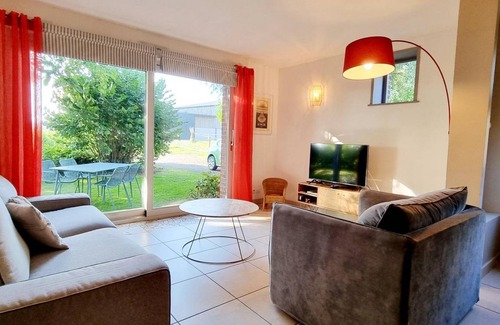 Fournes-en-Weppes Cottage | 85 m² Cabin ∙ 2 bedrooms ∙ 4 guests