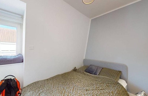 Mons-en-Baroeul Resort | 87 m² Private room ∙ 1 bedroom ∙ 1 guest