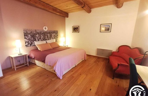 Montpeyroux House | 88 m² Gîte ∙ 2 bedrooms ∙ 4 guests