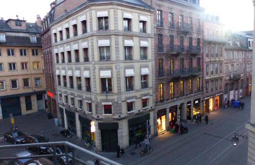 Historic Center Apartment | 90 m² Apartment ∙ 2 bedrooms ∙ 6 guests