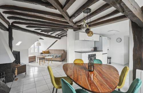 Versailles Apartment | 90 m² Apartment ∙ 2 bedrooms ∙ 6 guests
