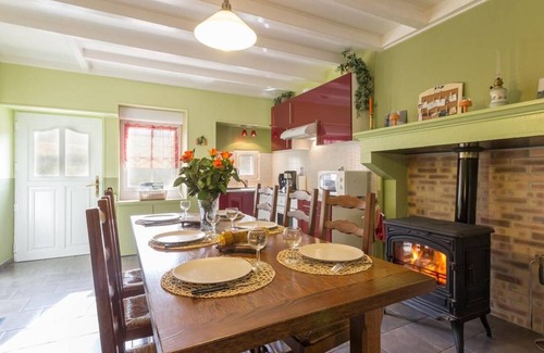 La Roche-Vanneau Cottage | 90 m² Cabin ∙ 3 bedrooms ∙ 6 guests