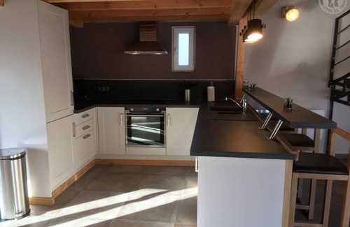 Hasnon Cottage | 90 m² Cabin ∙ 3 bedrooms ∙ 6 guests