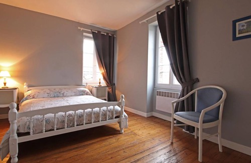 Bures Cottage | 90 m² Cabin ∙ 3 bedrooms ∙ 6 guests