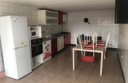 Stains House | 90 m² House ∙ 3 bedrooms ∙ 6 guests