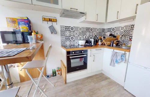 Amiens Nord Resort | 92 m² Private room ∙ 1 bedroom ∙ 1 guest