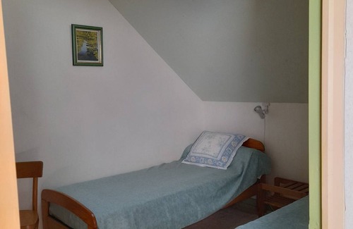 Aubigne-Racan Cottage | 95 m² Cabin ∙ 4 bedrooms ∙ 7 guests