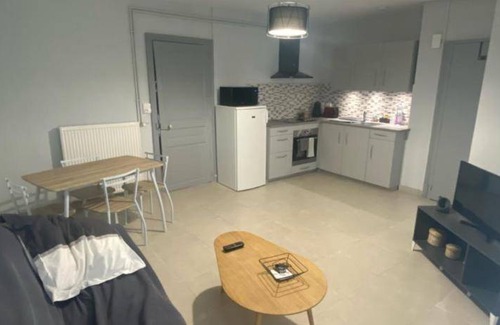 Montbard Apartment | 98 m² Apartment ∙ 3 bedrooms ∙ 8 guests