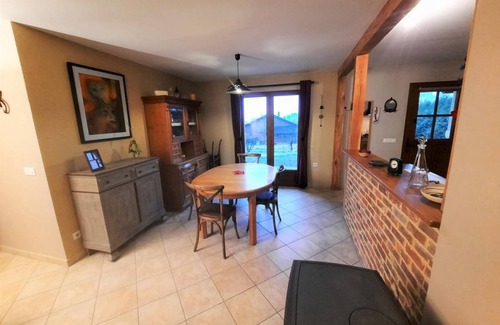 Rocroi House | 98 m² Gîte ∙ 3 bedrooms ∙ 6 guests