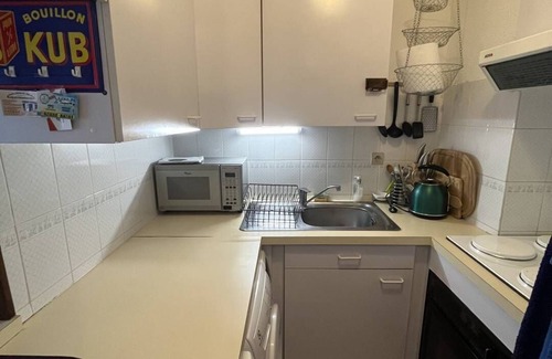 Le Touquet-Paris-Plage Apartment | Apartment F2 cabin near sea and shops with terrace and parking