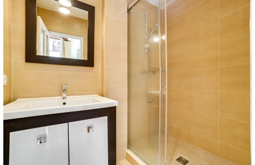 Quartier de la Place-Vendome Apartment | Apartment ∙ 2 bedrooms ∙ 4 guests