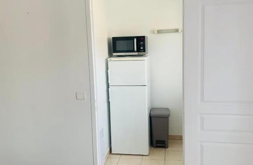 Melun Apartment | Appart 1 salon 1 chambre immeuble très calme