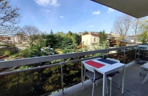 Les Pavillons-sous-Bois Apartment | Appartement moderne aux Pavillons-sous-Bois - 24 m² + Terrasse