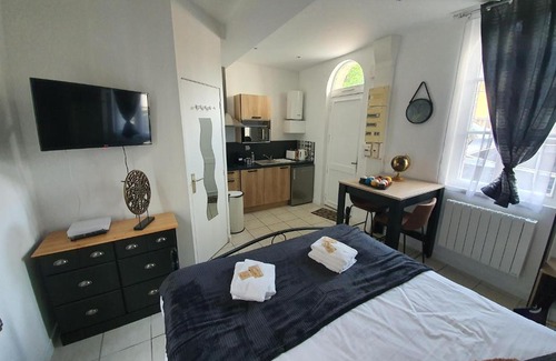 Honfleur Apartment | Appartement Indus en centre ville avec parking