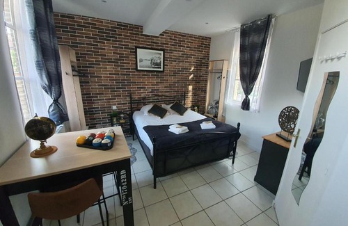 Honfleur Apartment | Appartement Indus en centre ville avec parking