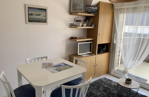 Fort-Mahon-Plage Apartment | Appartement proche plage avec parking et balcon - FR-1-482-102