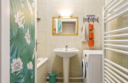 Lille-Moulins Apartment | Atypical flat in Lille close to center and universities - Welkeys