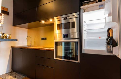 Reims City Centre House | Beautiful apartment in the heart of La cité des Sacres
