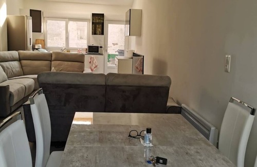 Roubaix House | Beautiful 🏠 new house