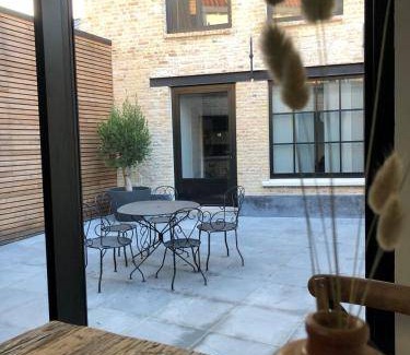 Bergues Bed & Breakfast | Bed and breakfast ∙ 2 guests