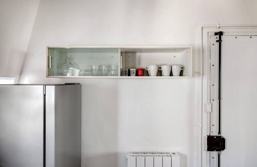 Jardin des plantes Apartment | Blueground | Jardin des Plantes, nr open markets