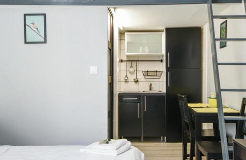 Lille Centre Ville Apartment | Bright studio close to the stations in Central Lille - Welkeys