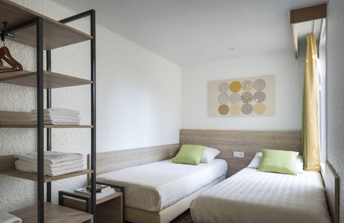 Les Barils Cottage | Cabin ∙ 3 bedrooms ∙ 6 guests