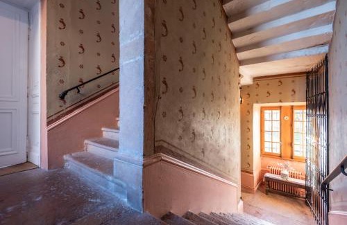Hurigny Bed & Breakfast | Château de Salornay