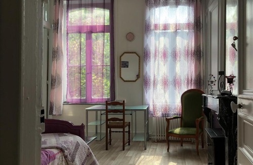 Roubaix Bed & Breakfast | Chambre Rose