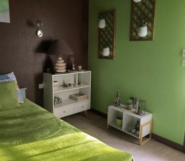 Pressigny-les Pins House | Chambre zen
