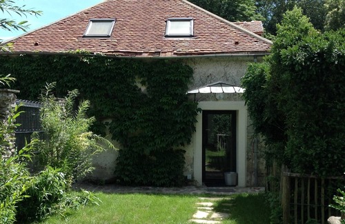 Essomes-sur-Marne Cottage | charming cottage at the foot of a 13th century abbey