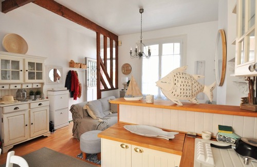 Trouville-sur-Mer House | Charming house with small courtyards/center of Trouville/3 bedrooms/80m²