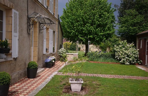 Ecos House | Charming well fitted gîte with all modern conveniences, Wi-Fi and large beds