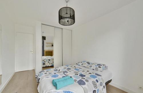 Saint-Denis Apartment | Chic apart with parking
