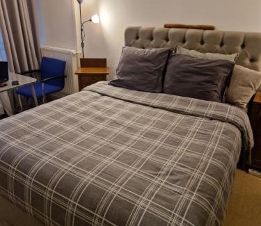 Levallois-Perret House | Comfortable rooms for Working - Levallois