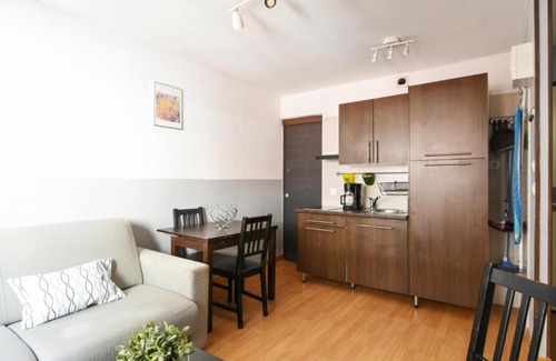 Lille Centre Ville Apartment | Cozy flat close to stations and Old Lille - Welkeys