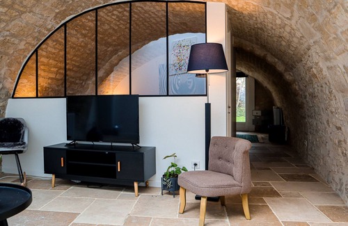 Senlis House | Entire apartment Senlis at the water's edge