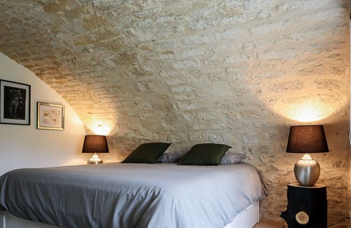 Senlis House | Entire apartment Senlis at the water's edge