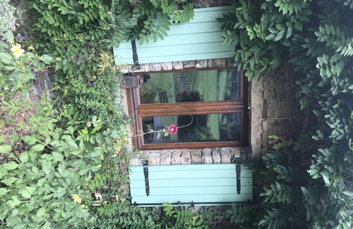 Saint-Pierre-la-Vieille Cottage | Farm cottage in Suisse Normande