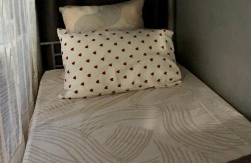 Cite Paul Eluard Hostel | Female dorm- Femme dortoir Paris 8pm-10am
